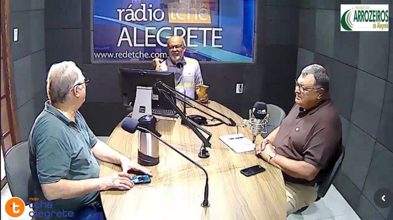 Presidente da CAAL, José Alberto Pacheco Ramos, no programa Hora da Prosa da Associação dos Arrozeiros de Alegrete.